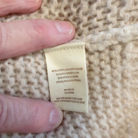 Free People Oversized Slouchy V-Neck Sweater Wool Alpaca Blush Size Medium EUC - Picture 9 of 11